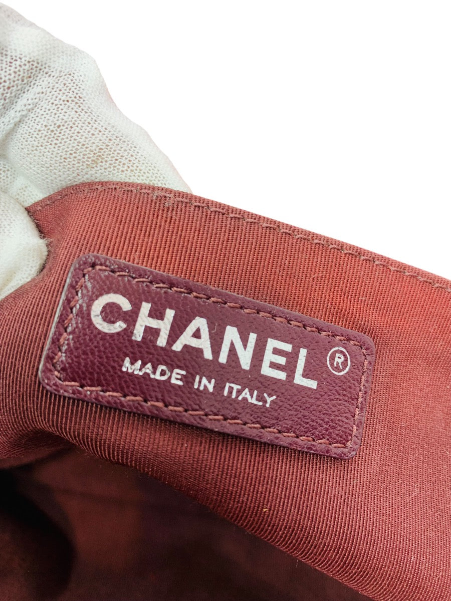 (READ) Chanel Boy Flap Bag Quilted Lambskin Medium Orange