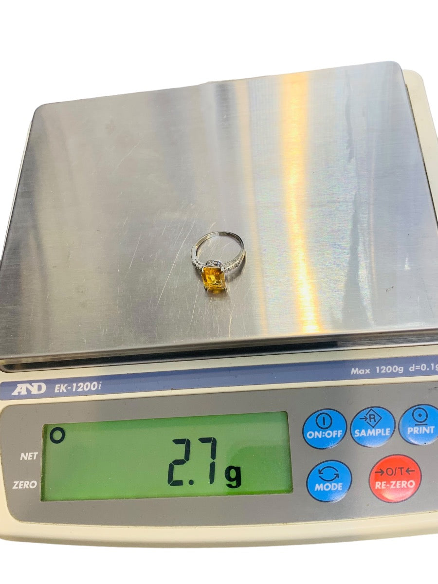 10K White Gold Diamond & Topaz Lady's Ring Size 7 | 2.7 Grams