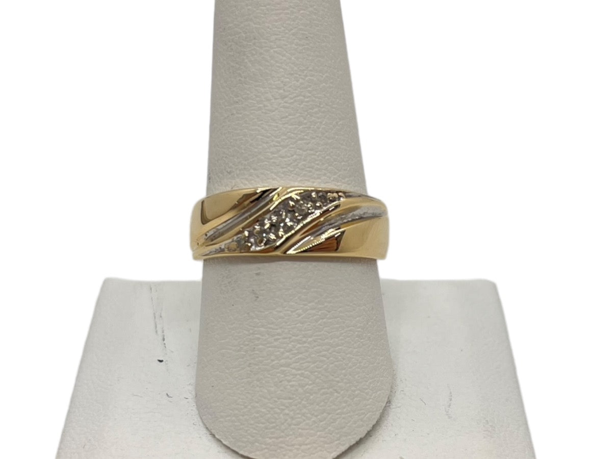 14K Yellow Gold Ring Slant Diamond Design