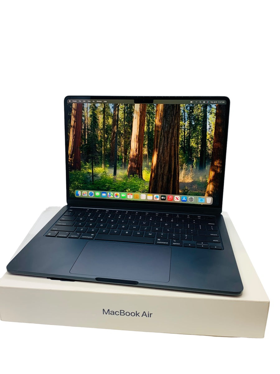 Apple MacBook Air 2024 | A3113 | M3 | 8GB Ram | 256GB HD | Midnight