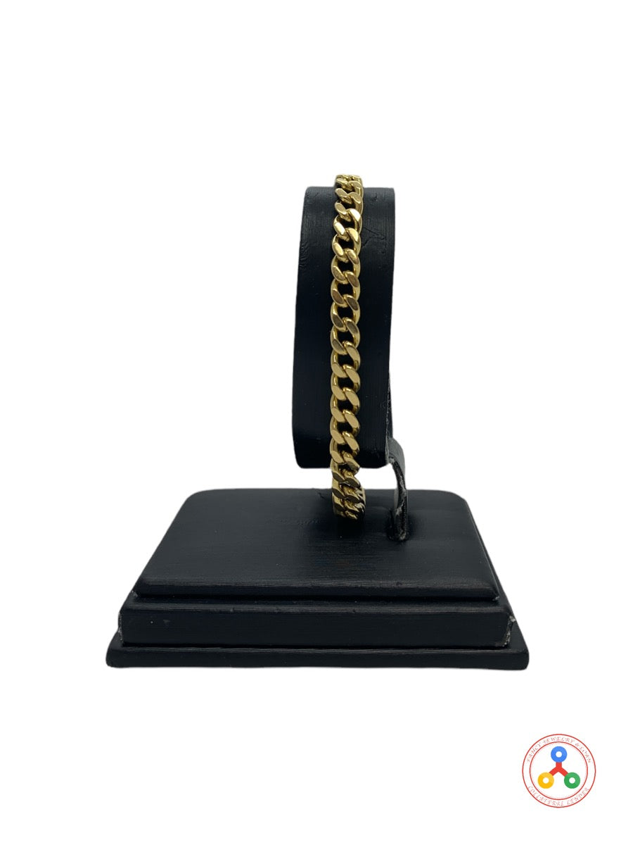 18K Yellow Gold Curb Design Bracelet 19.2 Grams | 8" Length | 5.1mm Width