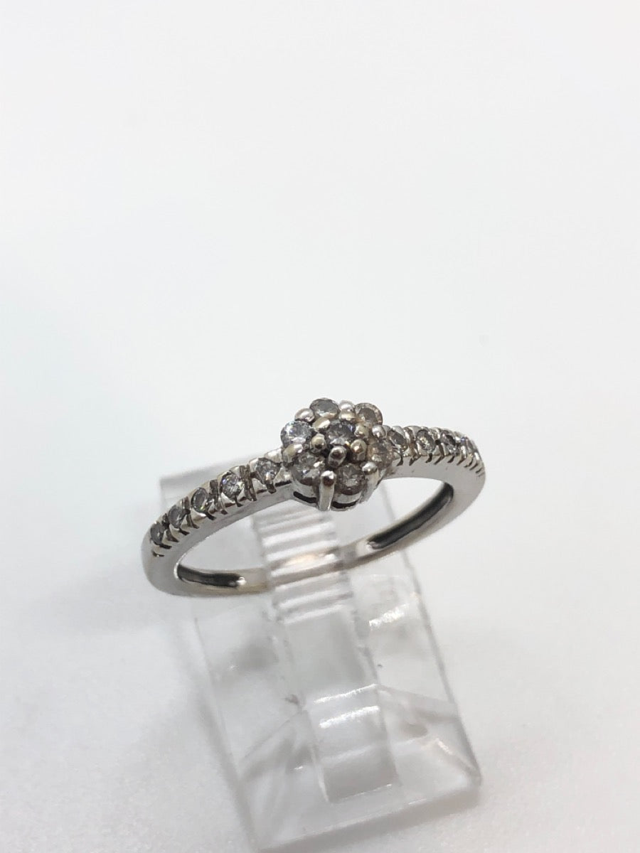 14K White Gold Diamond Flower Ring - 0.51tcw - Size 5.5 - 2.5g