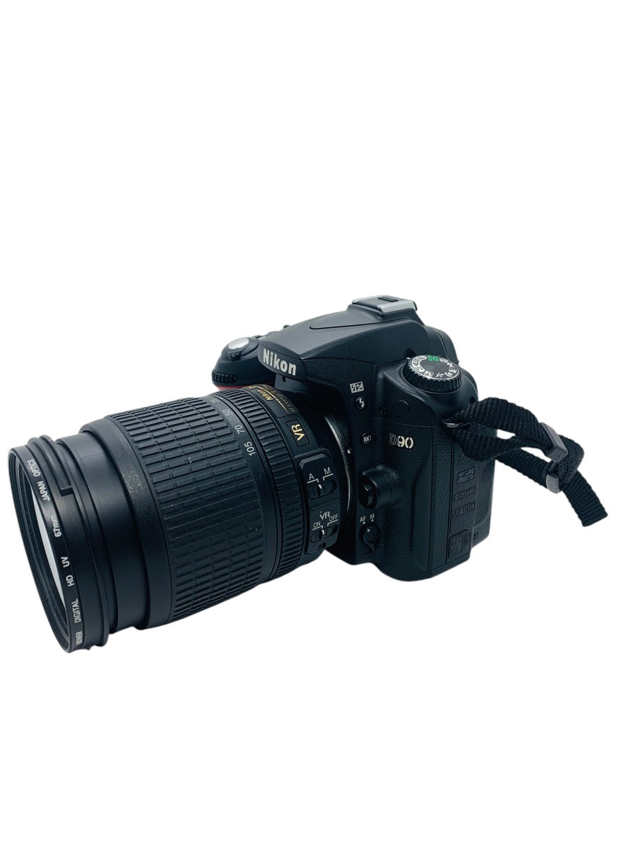 Nikon D90 12.3MP DSLR Camera w/ Nikkor 18-105mm 1:3.5-5.6G ED Lens