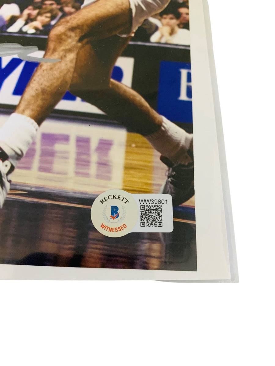 Vlade Divac Autographed Photo Beckett (WW39801) Basketball