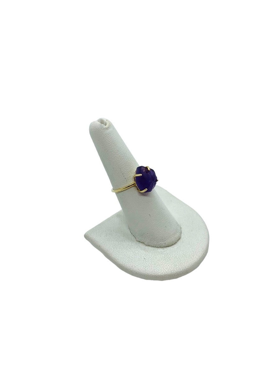 14K Yellow Gold Lady's Ring with Amethyst Head | 2.6 Grams | Size 7.25