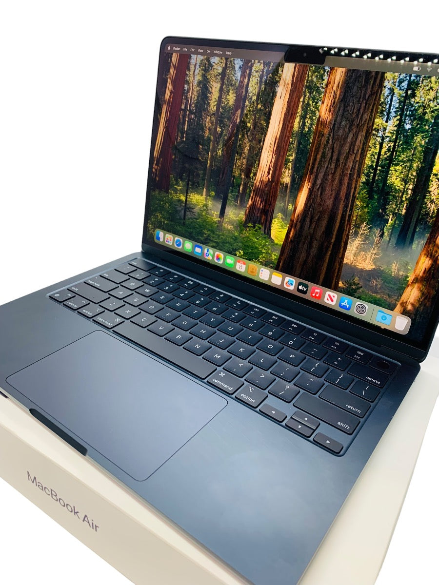 Apple MacBook Air 2024 | A3113 | M3 | 8GB Ram | 256GB HD | Midnight