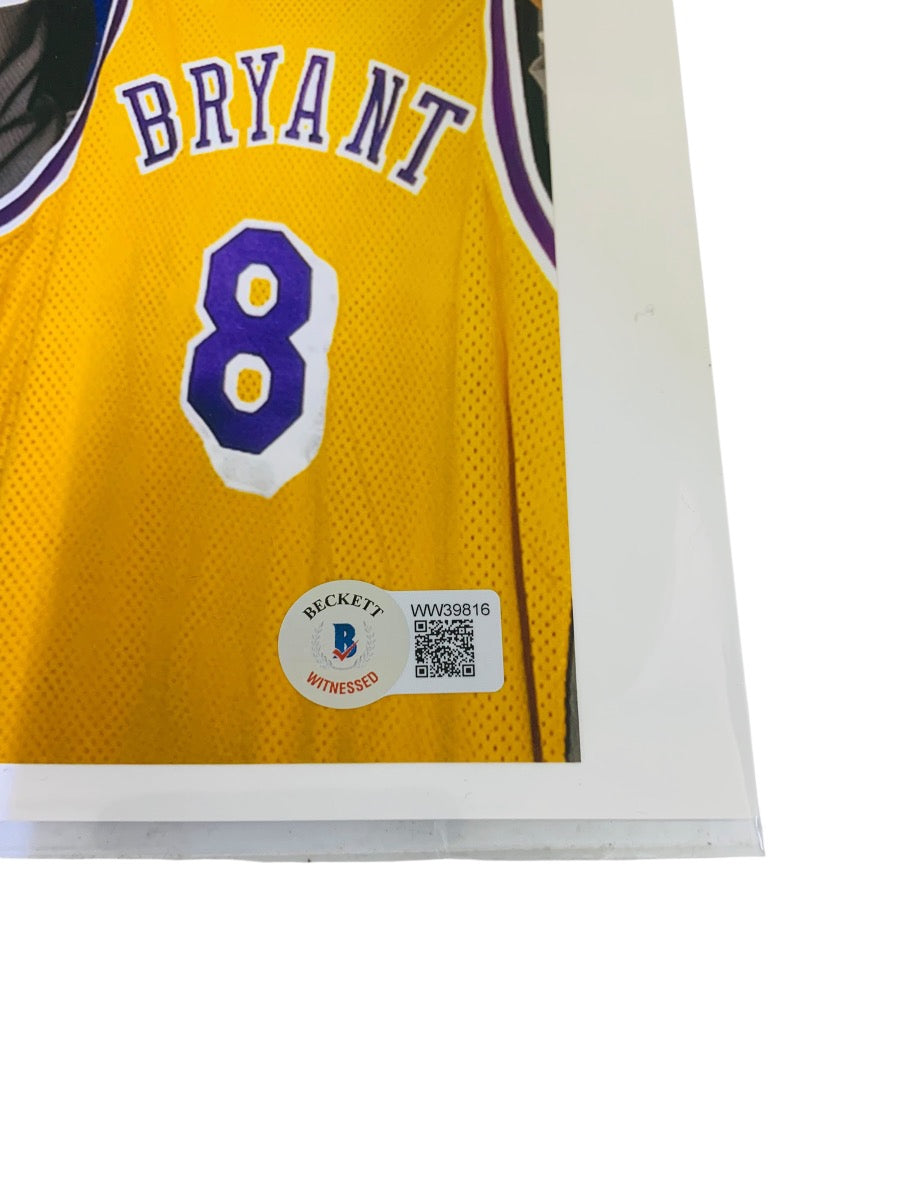 Autographed Vlade Divac Photo-Beckett (WW39816)
