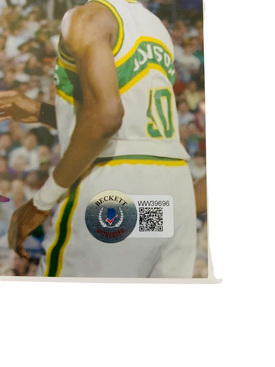 Autographed Vlade Divac Photo-Beckett (WW39696)