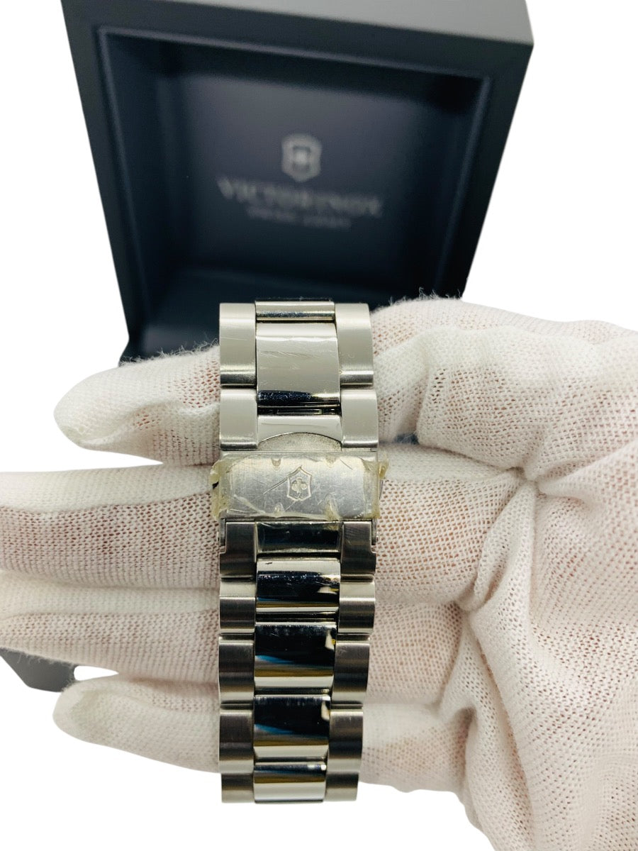 Victorinox 241658 Classic Champagne Dial Stainless Steel Chronograph Men's Watch