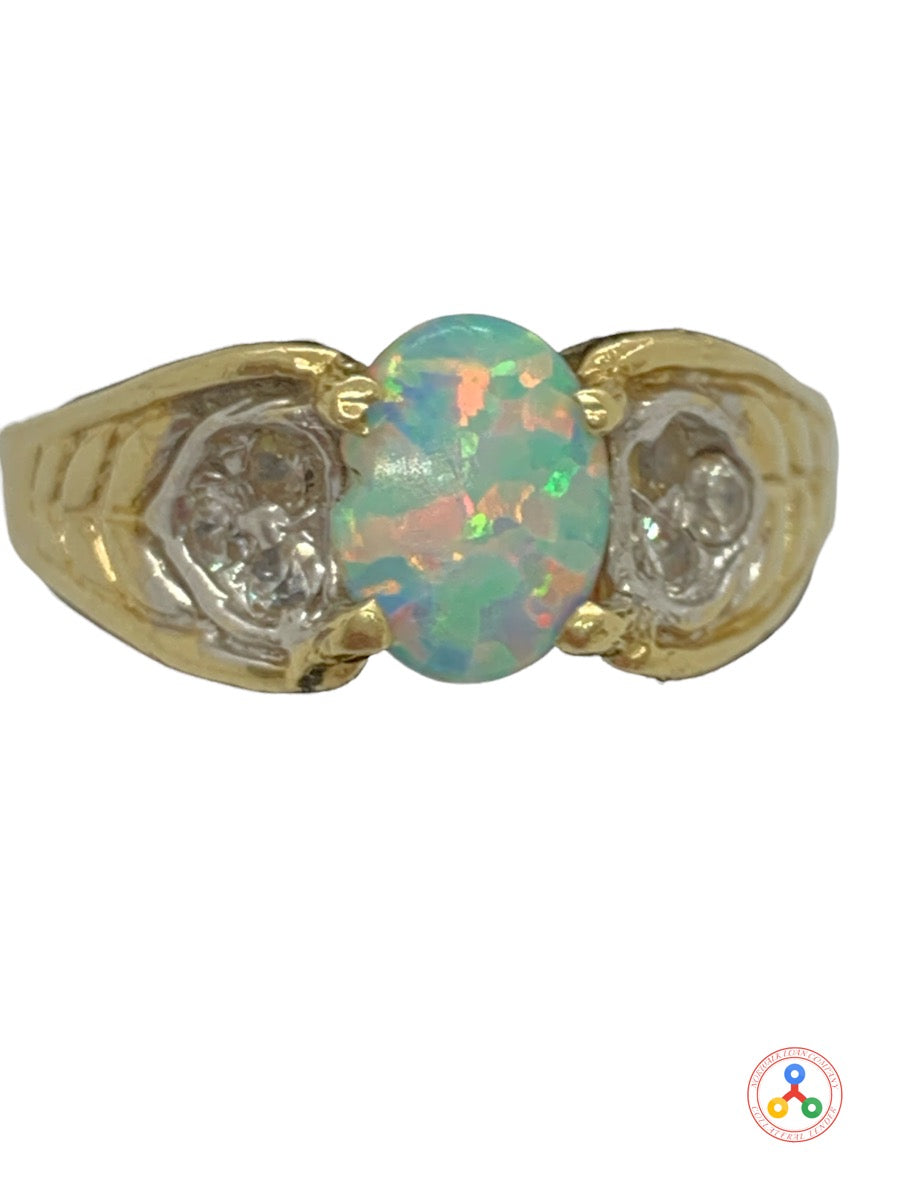 14K Yellow Gold Opal Lady's Ring 4.8g Size 7.75