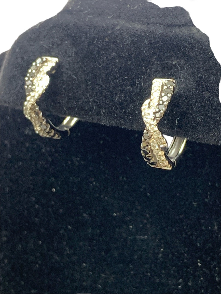10K White Gold Diamond Earrings - 1.04tcw - 0.5" - 3.4g