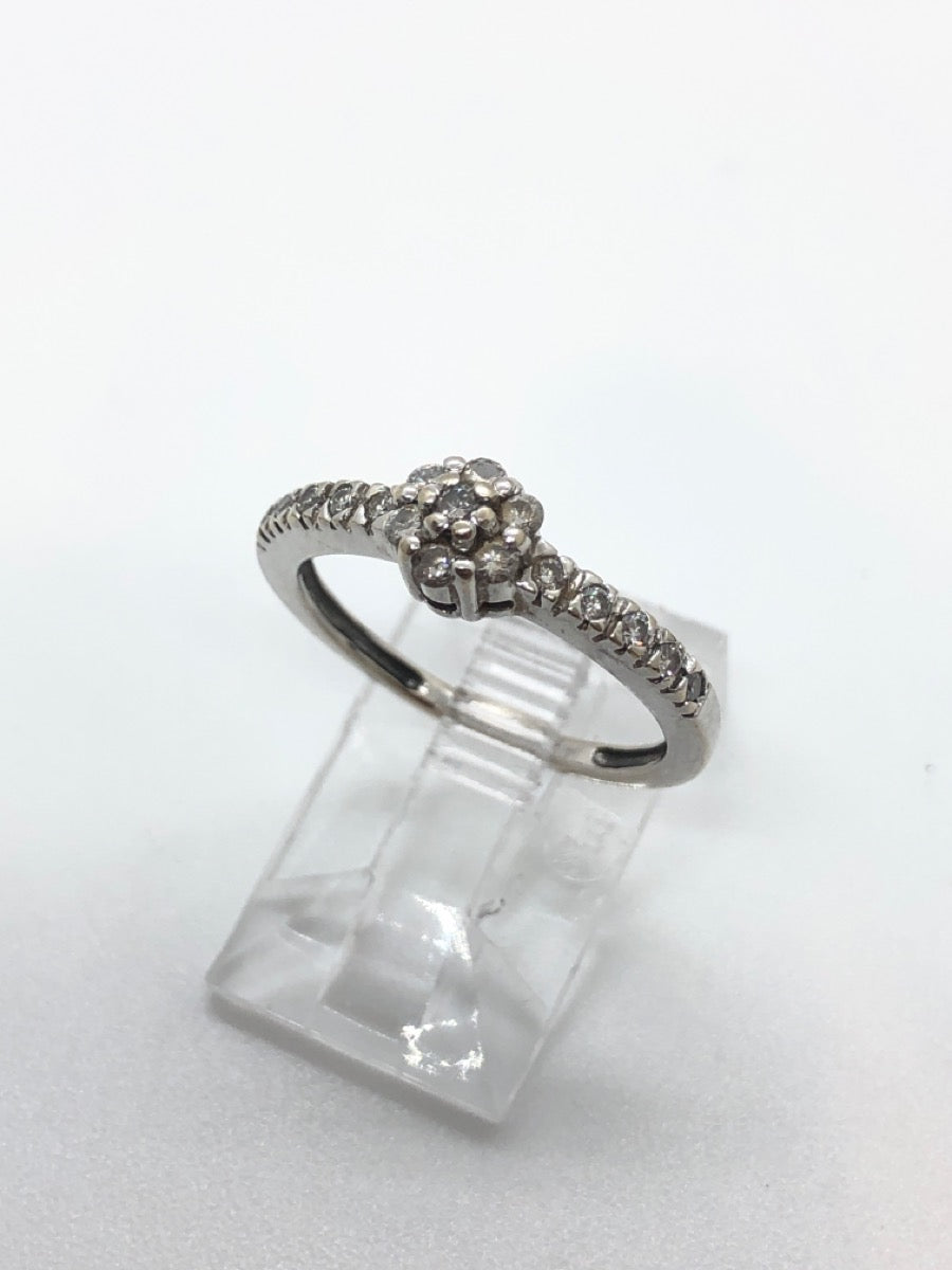14K White Gold Diamond Flower Ring - 0.51tcw - Size 5.5 - 2.5g