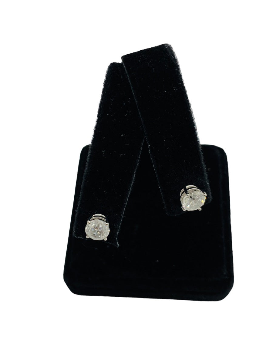 14K White Gold Diamond Stud Earrings 1.7 CTW /1.4 Gr /i3-i2 Clarity /M-L Color