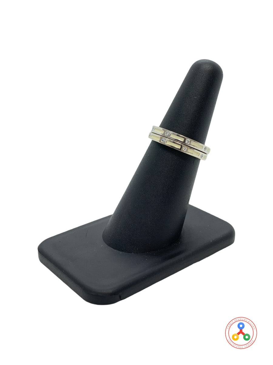 18K White Gold and Diamond w Enamel Wedding Band Set Size 6, 5.3g