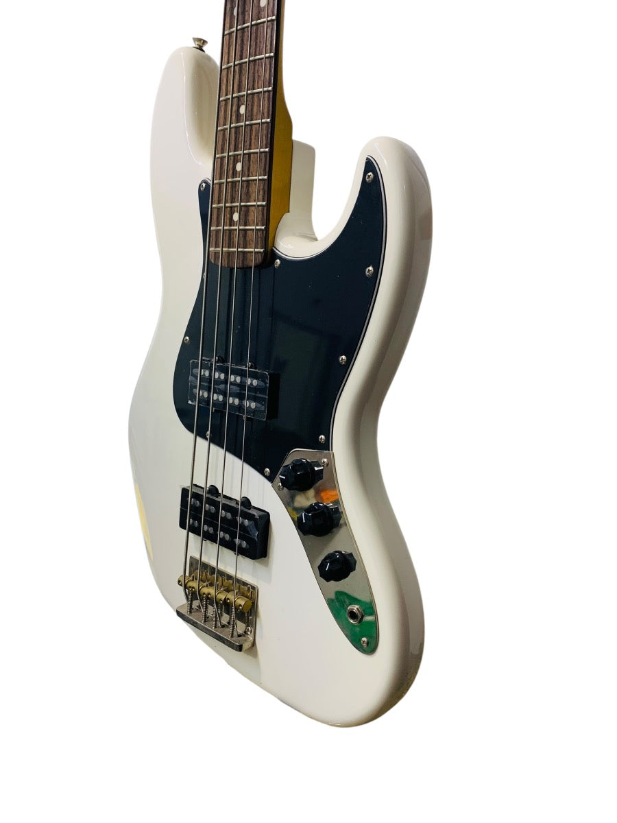 Fender 2012 Modern Player Jazz Bass 4-String Bass Guitar White China