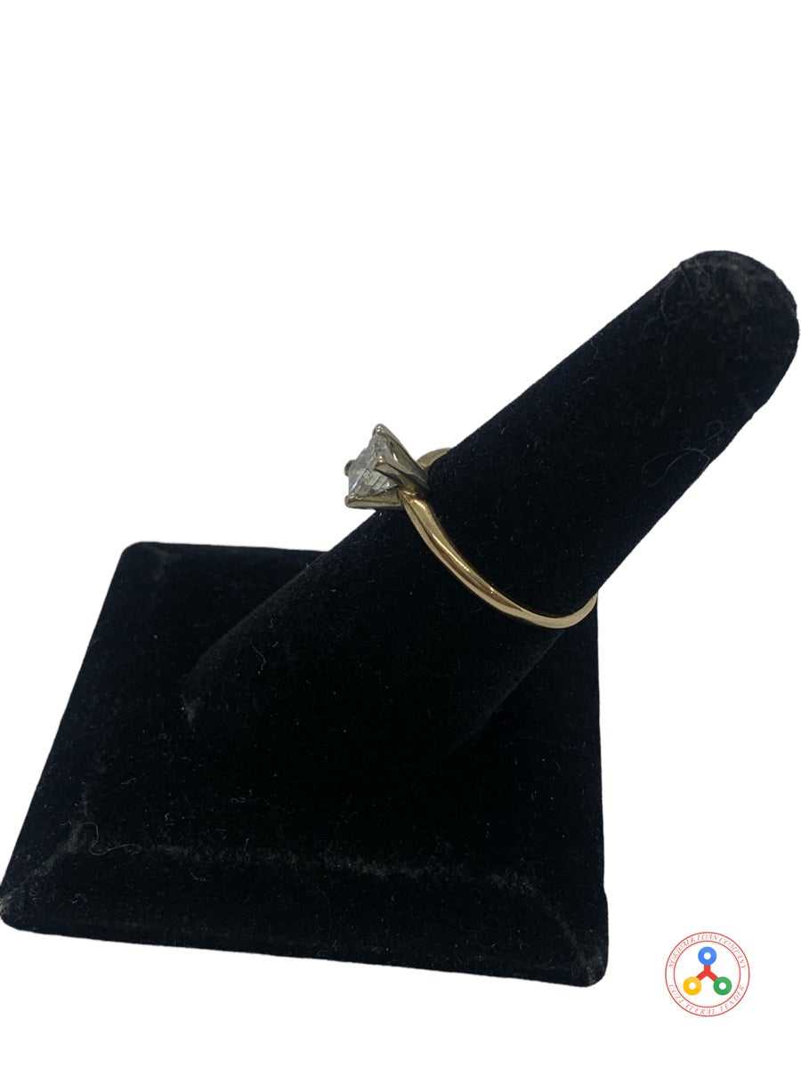 14K Yellow Gold Solitaire Princess Cut Diamond Ring 0.75ctw Size 7.25