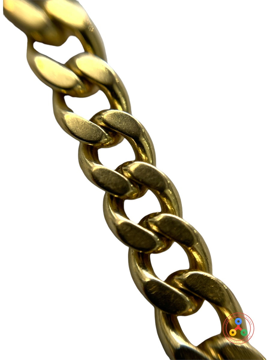 18K Yellow Gold Curb Design Bracelet 19.2 Grams | 8" Length | 5.1mm Width