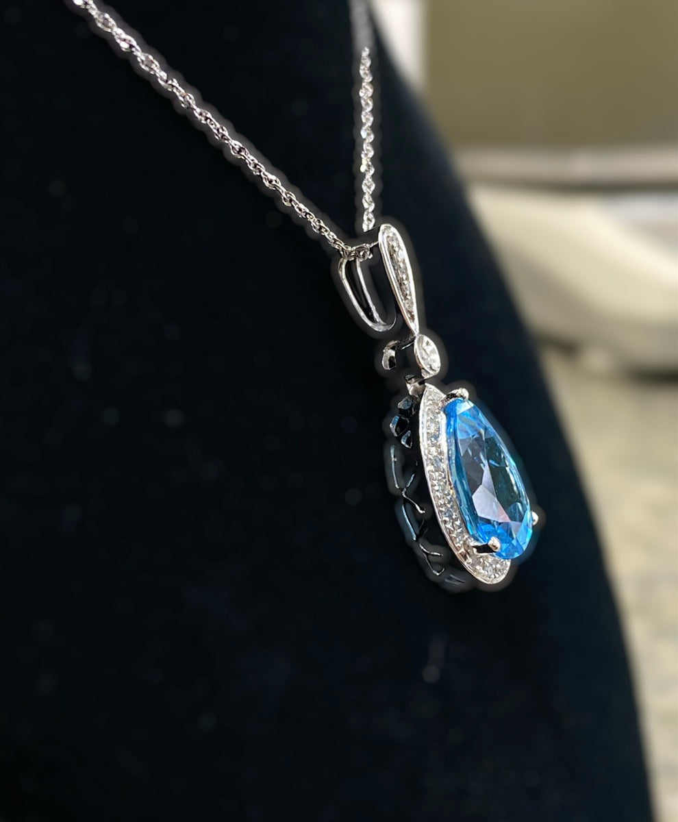 14K White Gold Diamond and Topaz Pendant Necklace 0.25 CTW, 2.9G, 10"