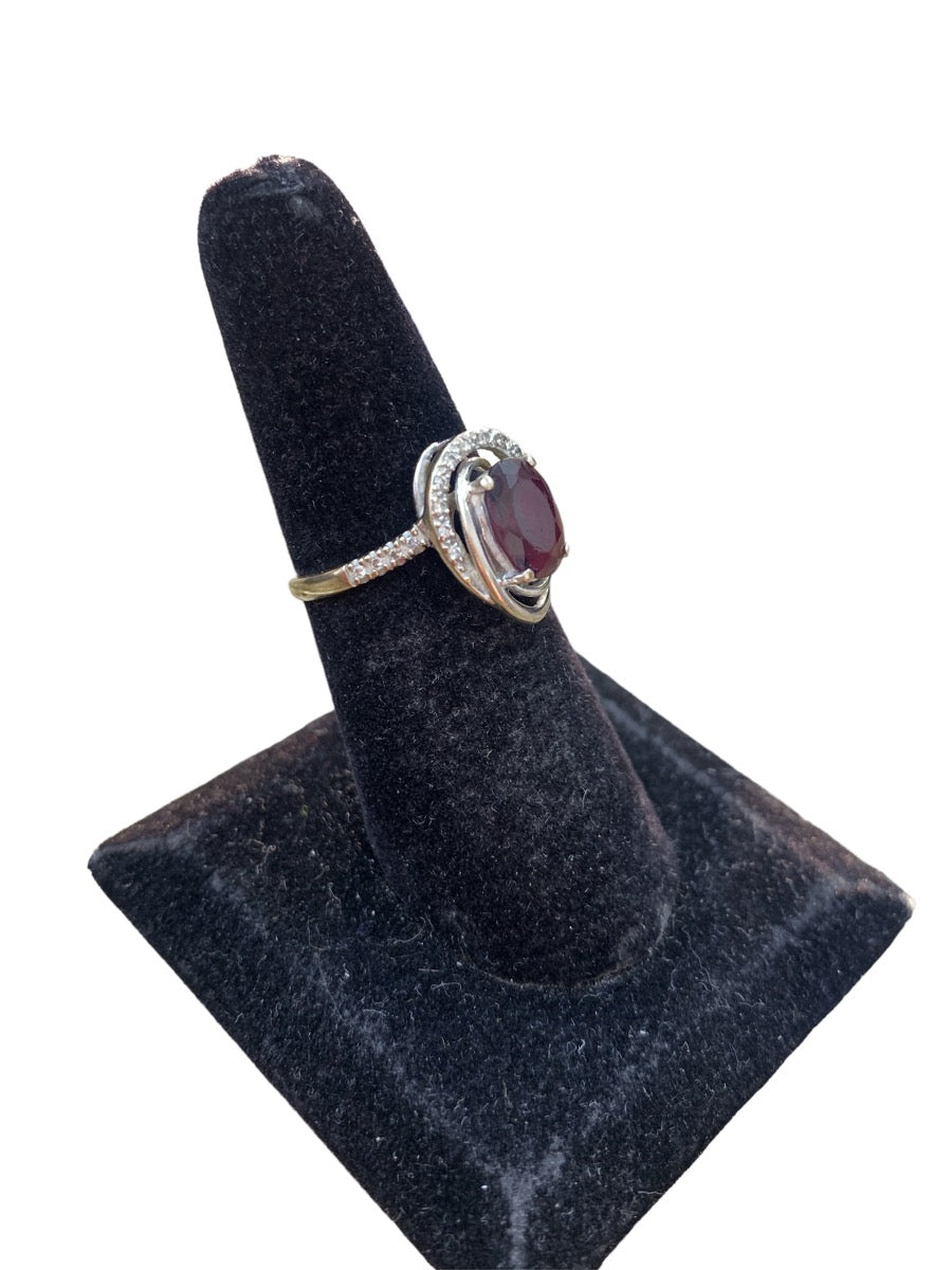 14K White Gold Red Stone Diamond Ring - 0.18tcw - Size 6.75 - 3.4g