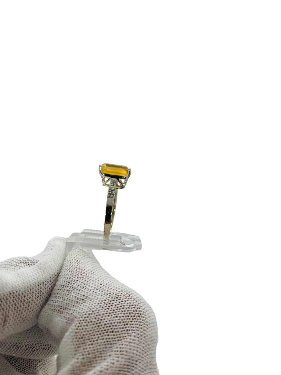 10K White Gold Diamond & Topaz Lady's Ring Size 7 | 2.7 Grams