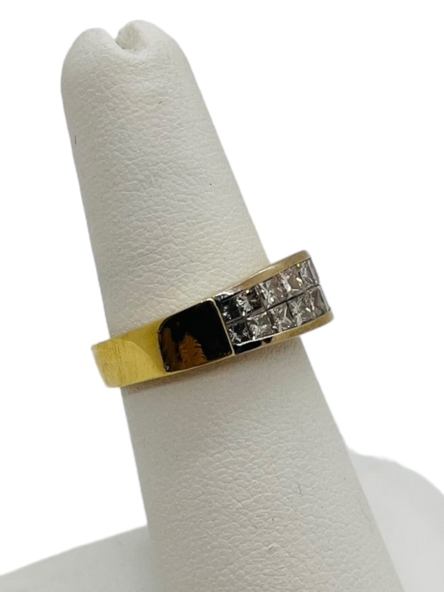 18K 2-Tone Square Cut Diamond Ring - Size 6 - .90 TCW - 8.2g