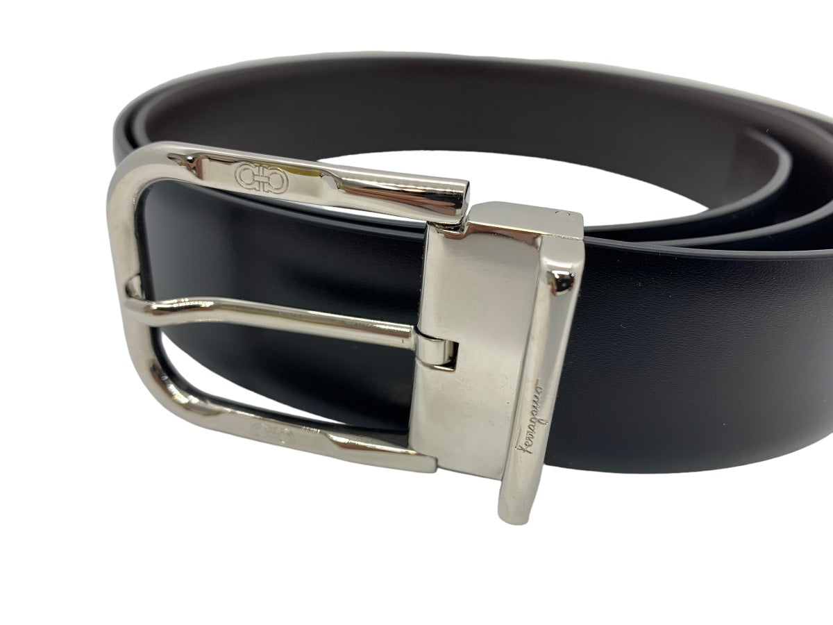 Salvatore Ferragamo Reversible Black/Brown Belt 45"