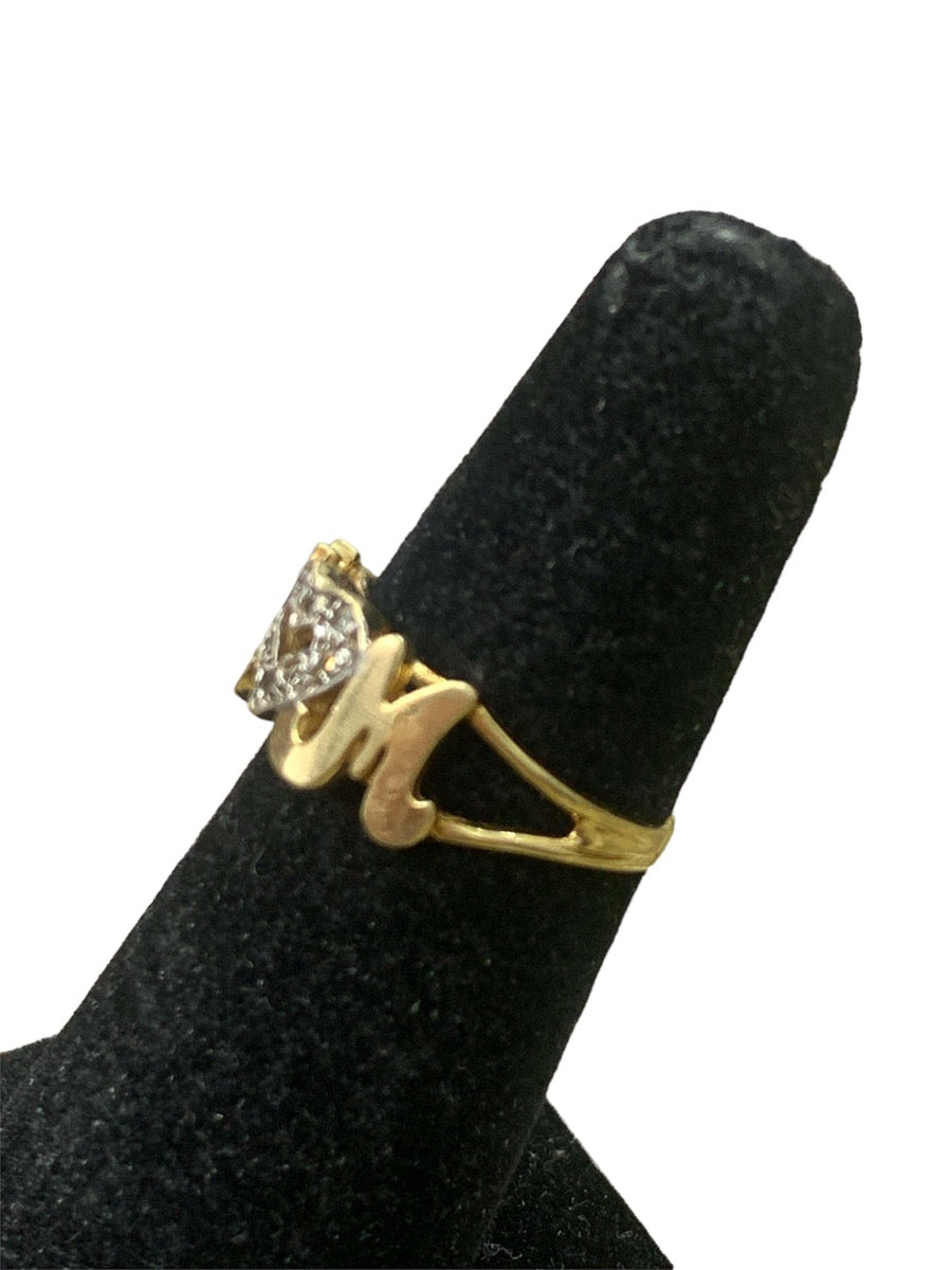 10K Yellow Gold "MOM" Heart Ring - Size 5.5 - 2.4g