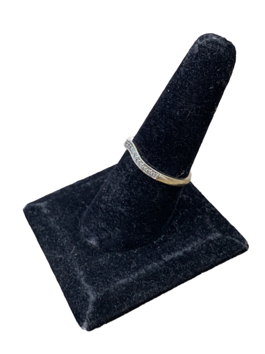 14K White Gold/Diamond Curved Ring - 0.15tcw - Size US 8.75 - 2.4g