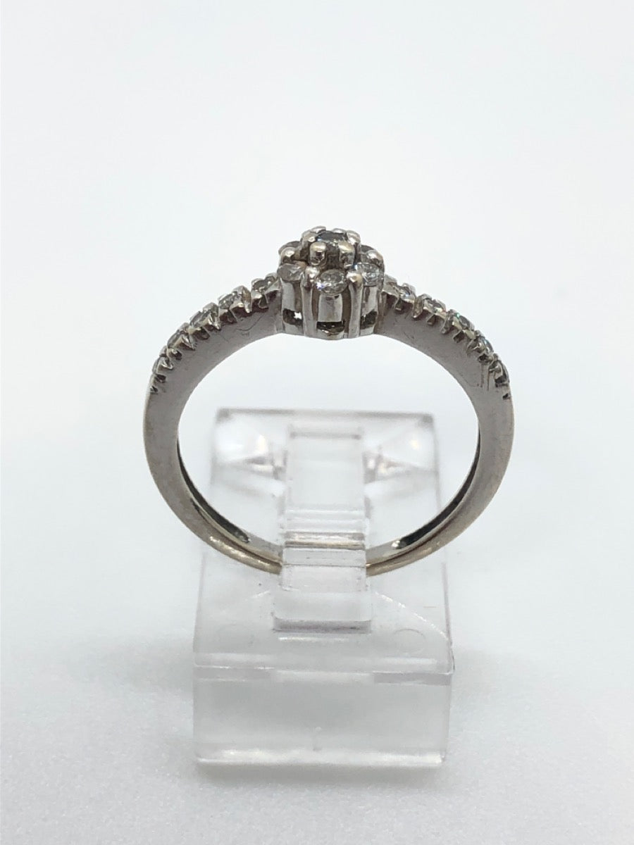 14K White Gold Diamond Flower Ring - 0.51tcw - Size 5.5 - 2.5g