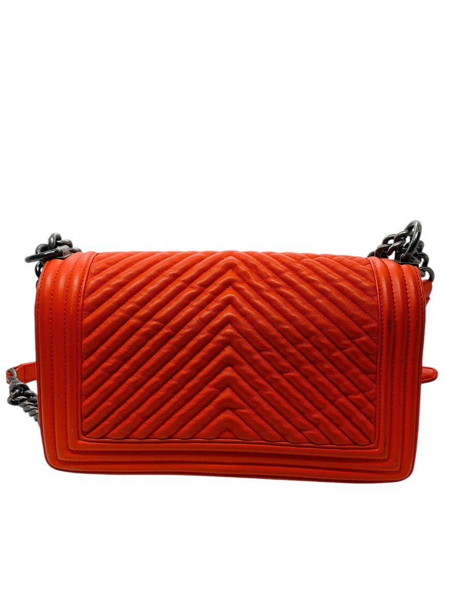 (READ) Chanel Boy Flap Bag Quilted Lambskin Medium Orange