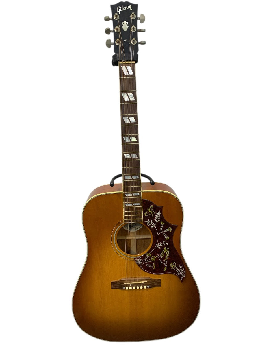 Gibson Hummingbird Acoustic Guitar-Heritage Cherry Sunburst 2013
