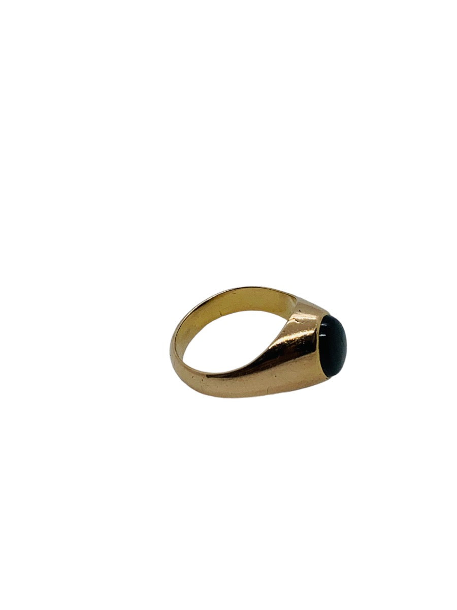 18K Fancy Design Lady's Ring with Onyx Stone Size 8.5/9g