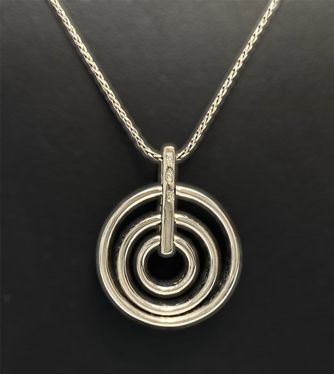 18K White Gold Diamond Necklace (0.255 CTW) 7.4g 8.5"
