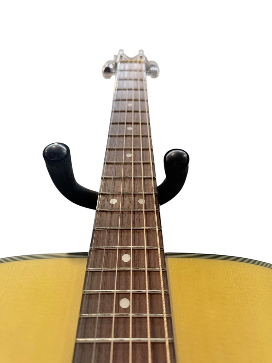 Fender DG-10LH NAT Left-Handed Acoustic Guitar w/ Hard Case