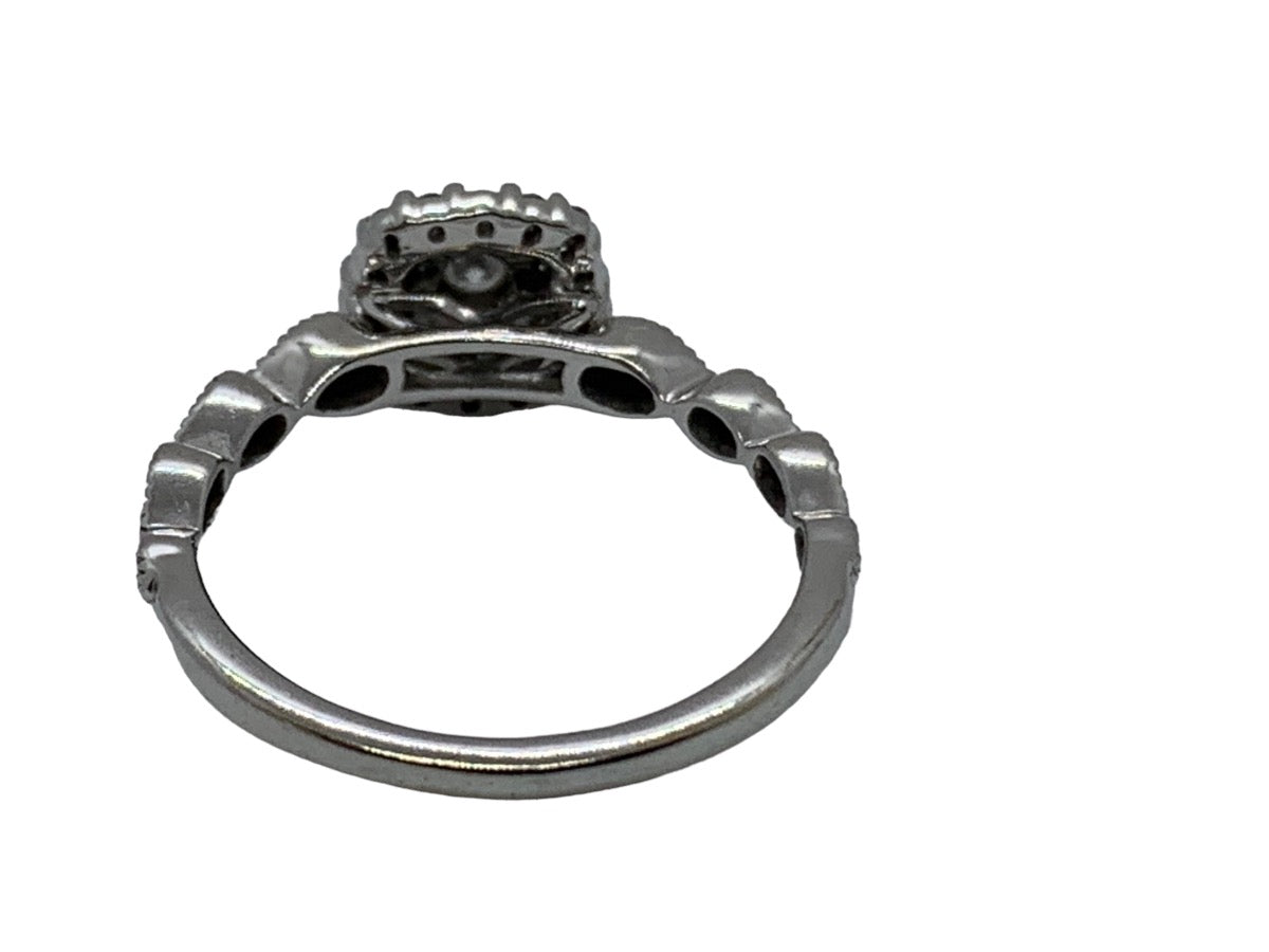 10K White Gold Engagement Lady's Ring .32 CTW 2.3 Grams Size 7