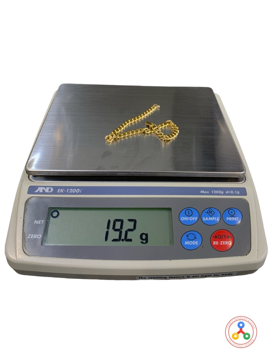 18K Yellow Gold Curb Design Bracelet 19.2 Grams | 8" Length | 5.1mm Width