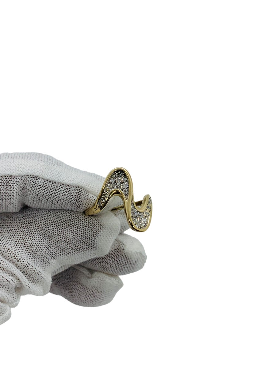 14K Yellow Gold Lady's Fancy Design Ring w/ Diamond Chips 3.7 Grams / Size 8.5