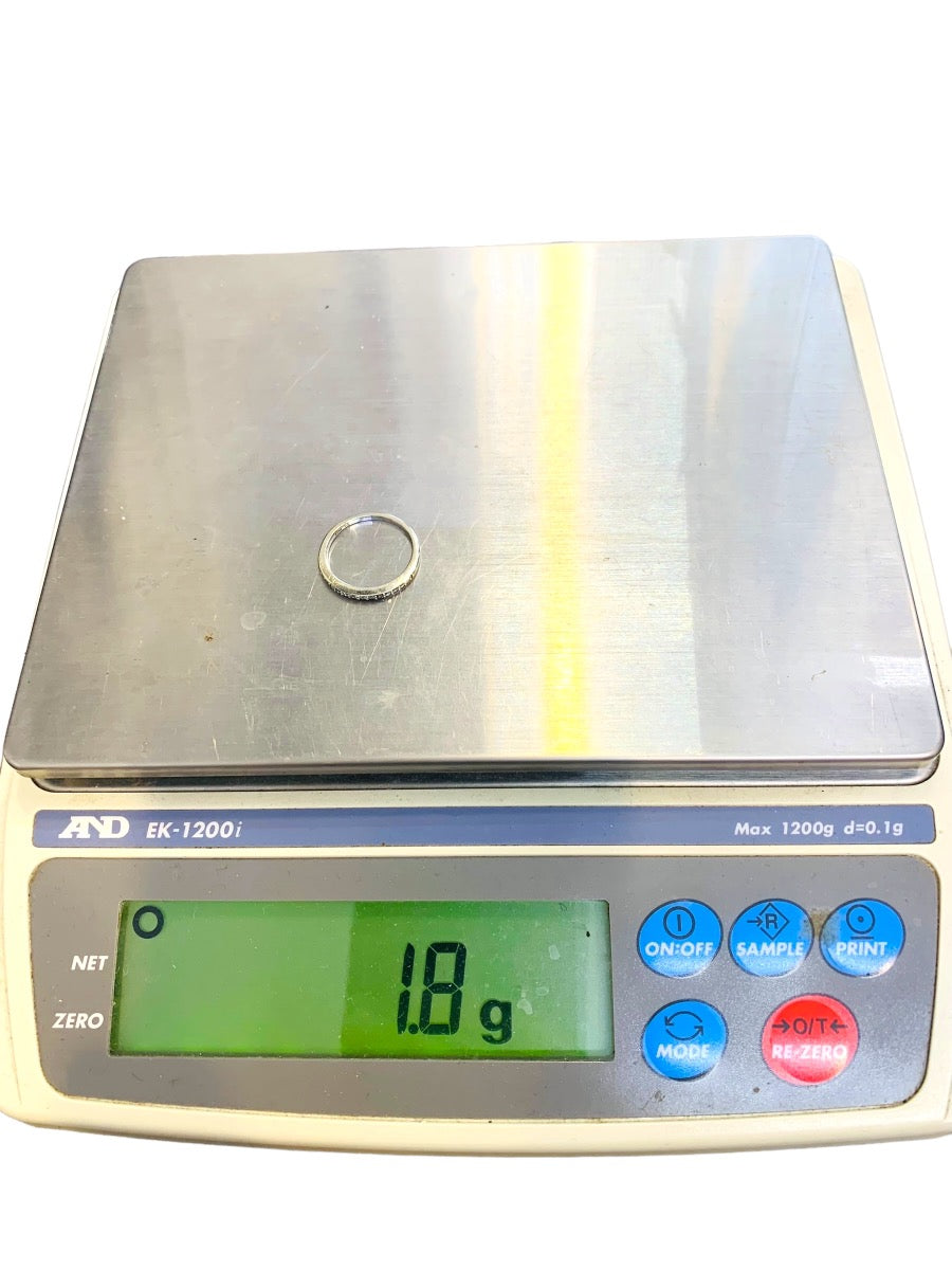 14K White Gold Lady's Ring 13 Dias | 0.13 CTW | 1.8 Grams | Size 6.5