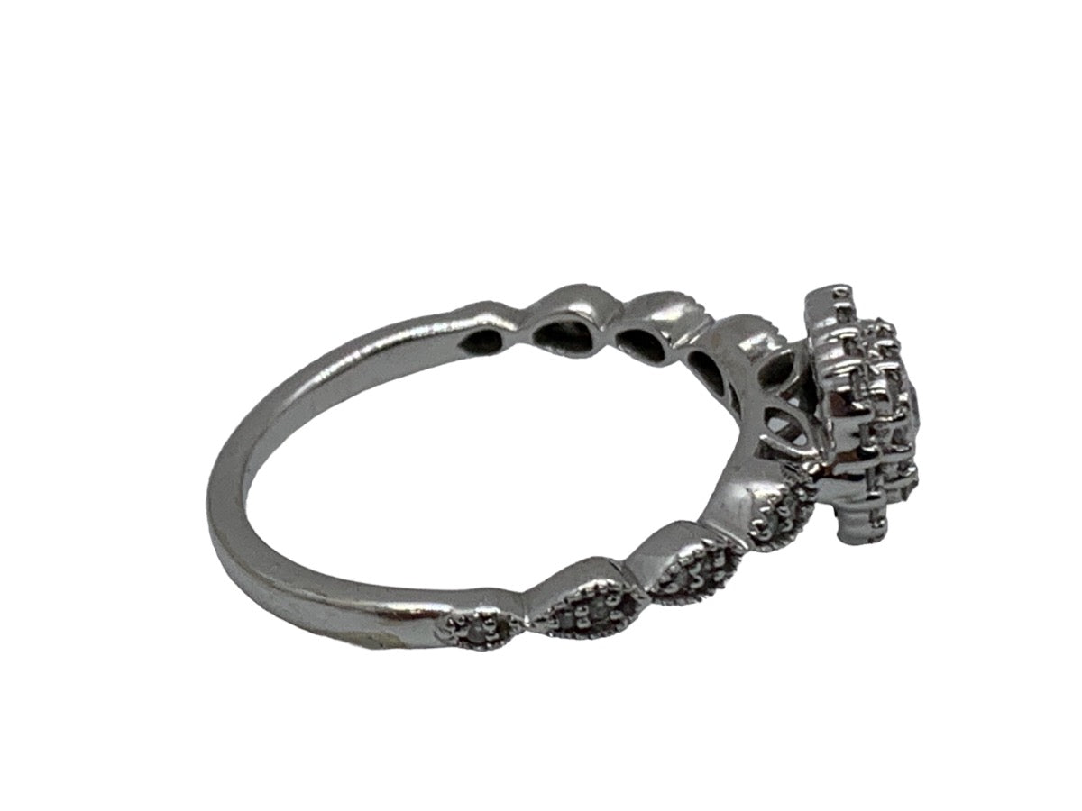 10K White Gold Engagement Lady's Ring .32 CTW 2.3 Grams Size 7