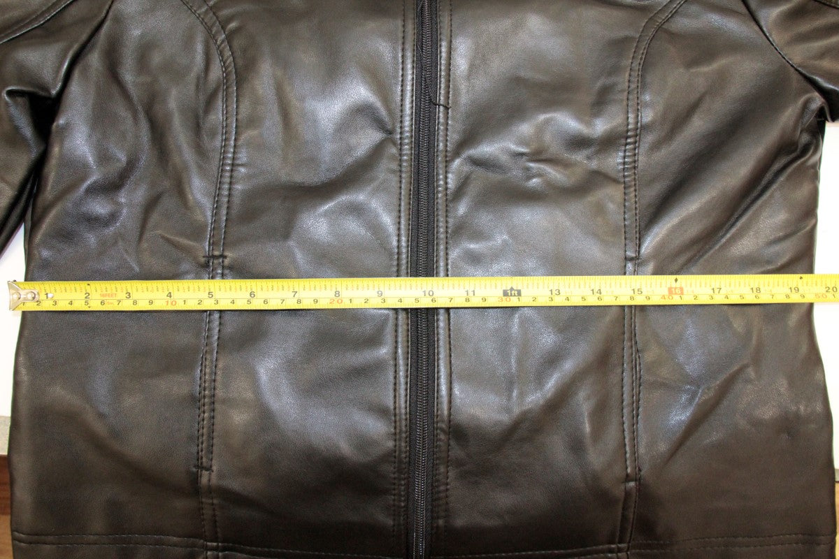 A Collezioni Luxury Men's Black Faux Leather Jacket - Zipper