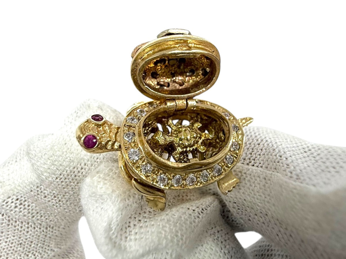 14K Tri-Tone Gold Articulated Turtle Earrings Red/Clear Stones | 15.7g