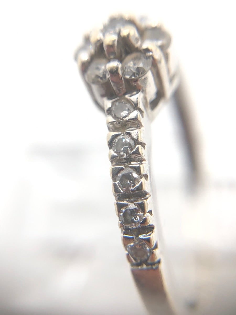 14K White Gold Diamond Flower Ring - 0.51tcw - Size 5.5 - 2.5g