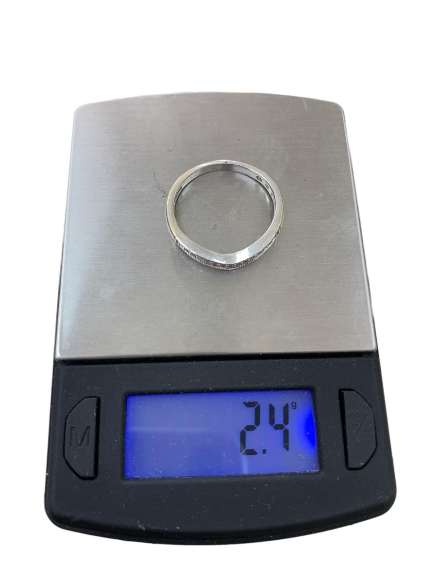 14K White Gold/Diamond Curved Ring - 0.15tcw - Size US 8.75 - 2.4g