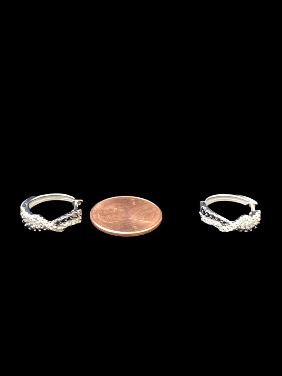 10K White Gold Diamond Earrings - 1.04tcw - 0.5" - 3.4g