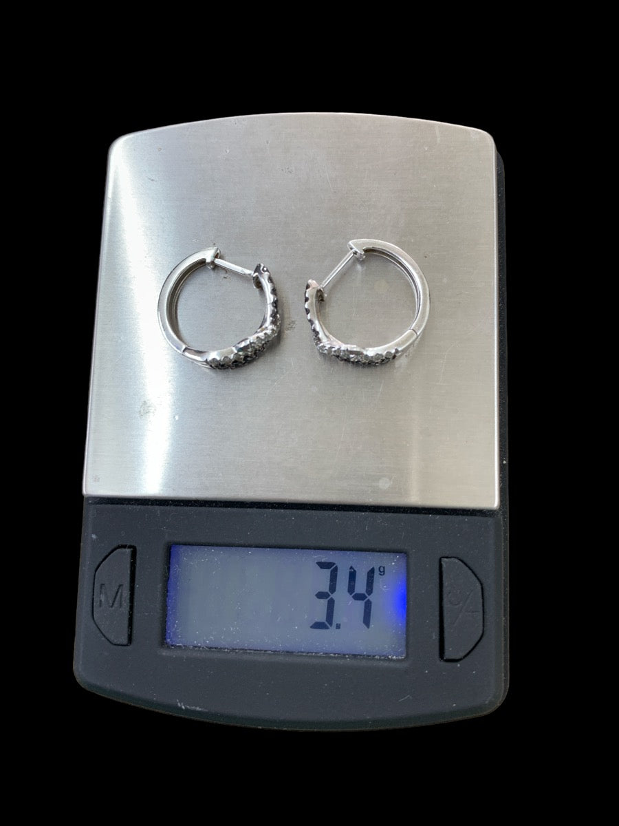 10K White Gold Diamond Earrings - 1.04tcw - 0.5" - 3.4g