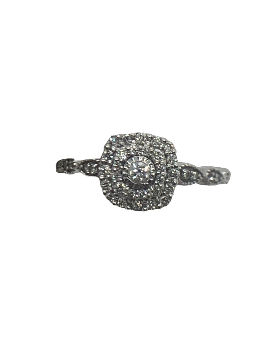 10K White Gold Engagement Lady's Ring .32 CTW 2.3 Grams Size 7