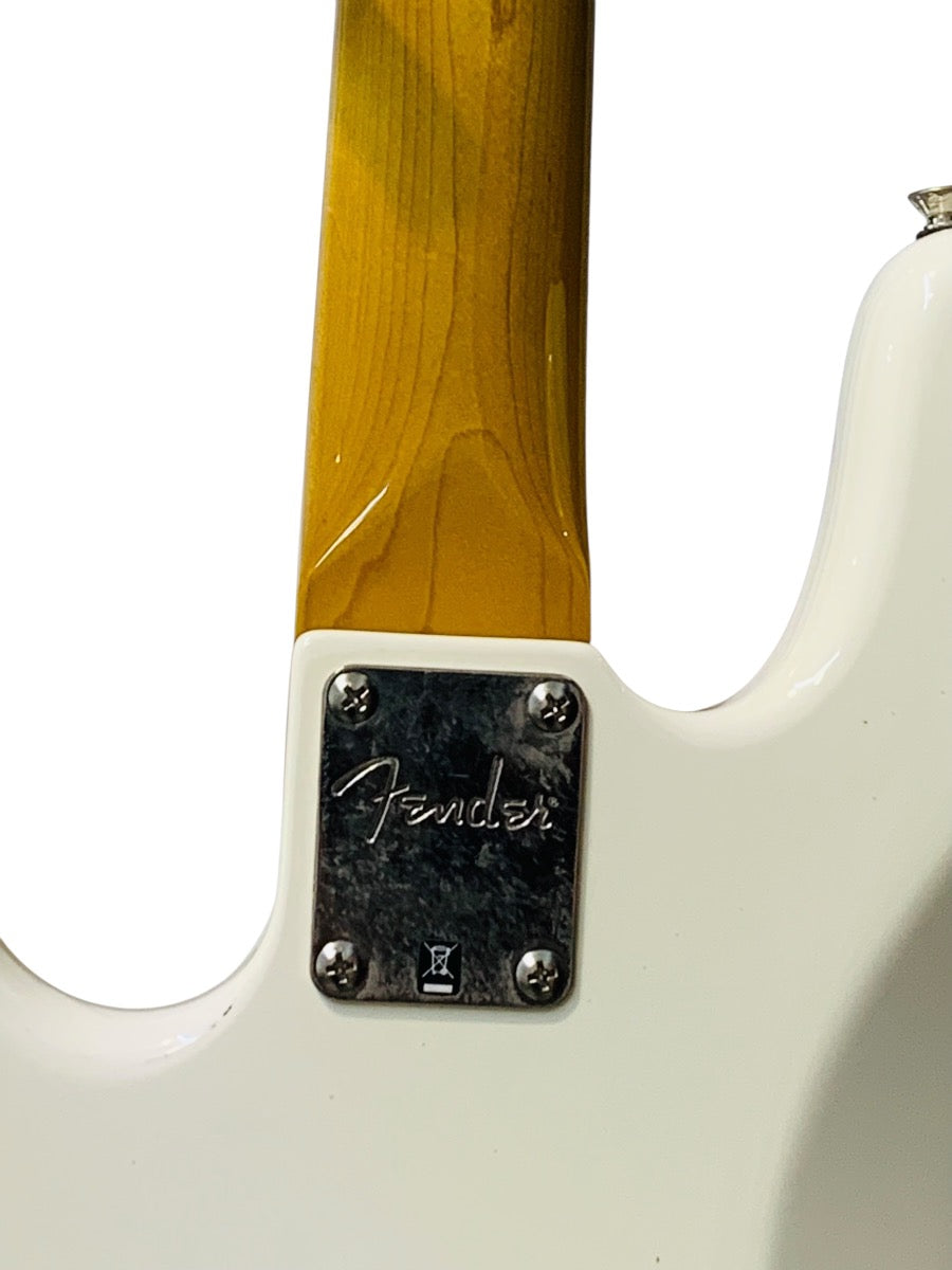 Fender 2012 Modern Player Jazz Bass 4-String Bass Guitar White China