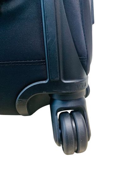 Tumi Voyageur Leger Oxford Compact 4 Wheel Carry-On Case Black