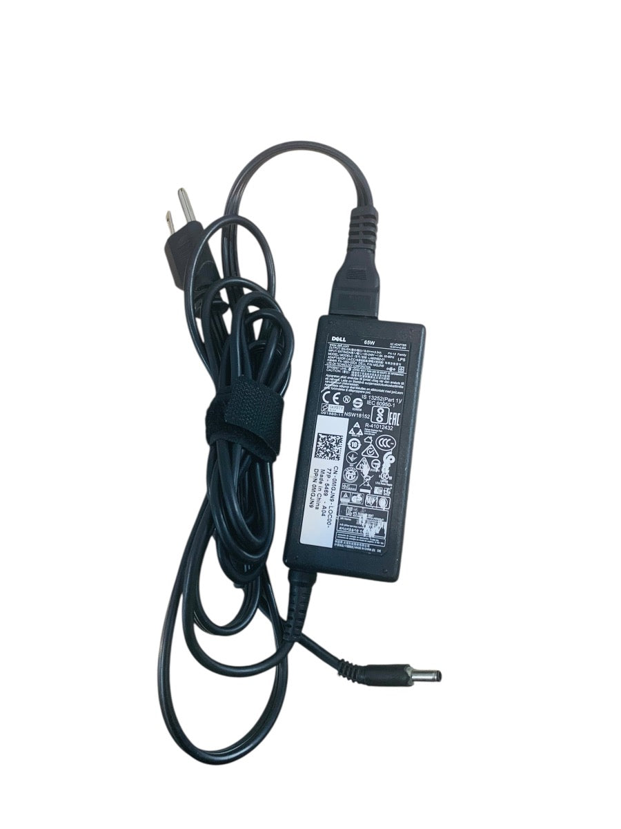 Dell Inspiron 7773 |17"| 512GB SSD| 16GB RAM| i7-8550U| 2 GHz Laptop