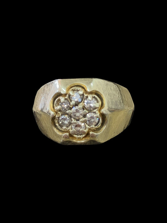 14K Yellow Gold Diamond Flower Ring - 0.70tcw - Size US 9 - 7.1g